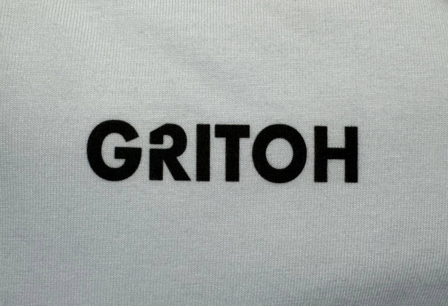 Playera oversized blanca logo